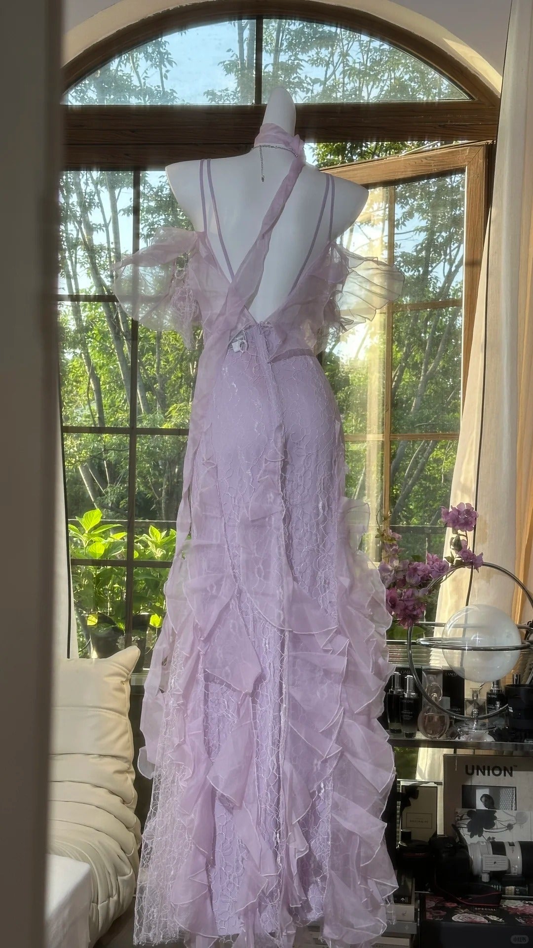 Beautiful Lavender Deep V-Neck Suspender Lace Ruffled Mermaid Prom Dress Main image