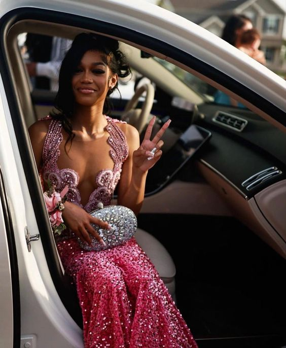 Beautiful Pink Sequin Beaded Mermaid Evening Dress Prom Dress Secondary image