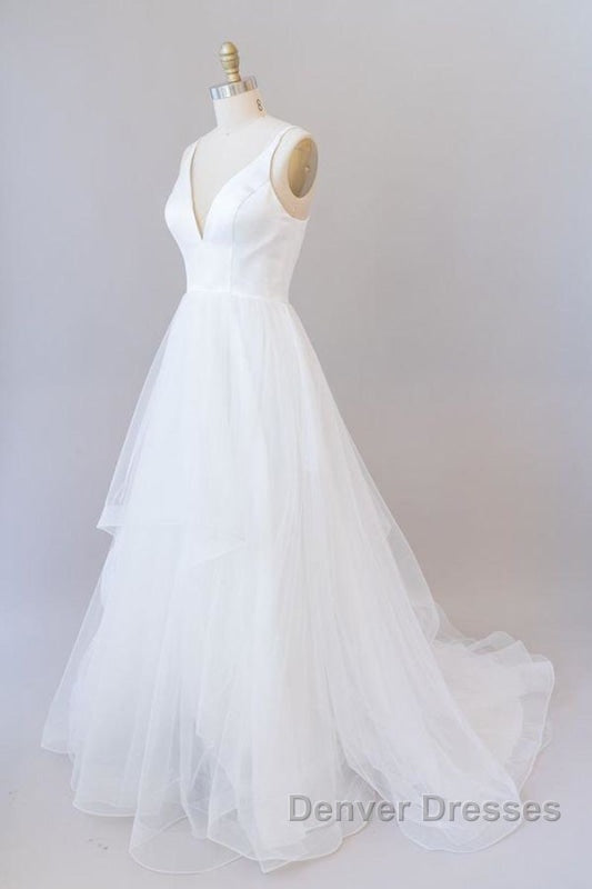Beautiful V-neck Tulle A-line Wedding Dress