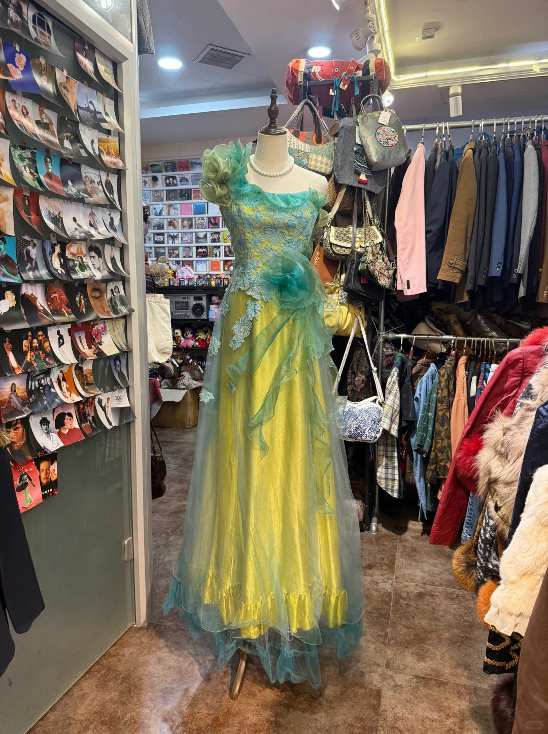 Beautiful Yellow-Green A-Line One-Shoulder Tulle Long Prom Dress Evening Dress Main image
