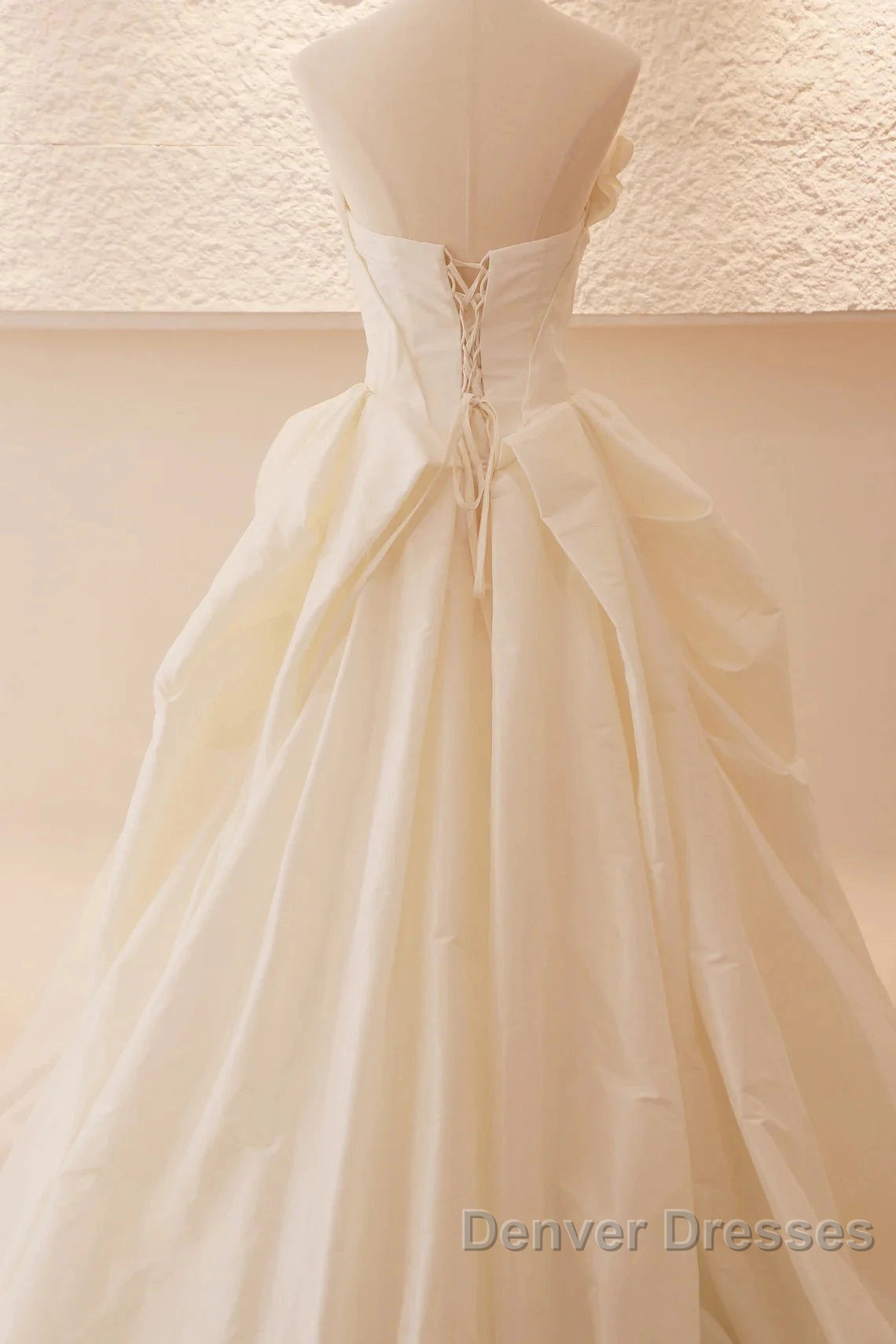 Beige Wedding Dress Strapless Sleeveless A-Line Full Bridal Dress Sophisticated Wedding Gown With Train Secondary image