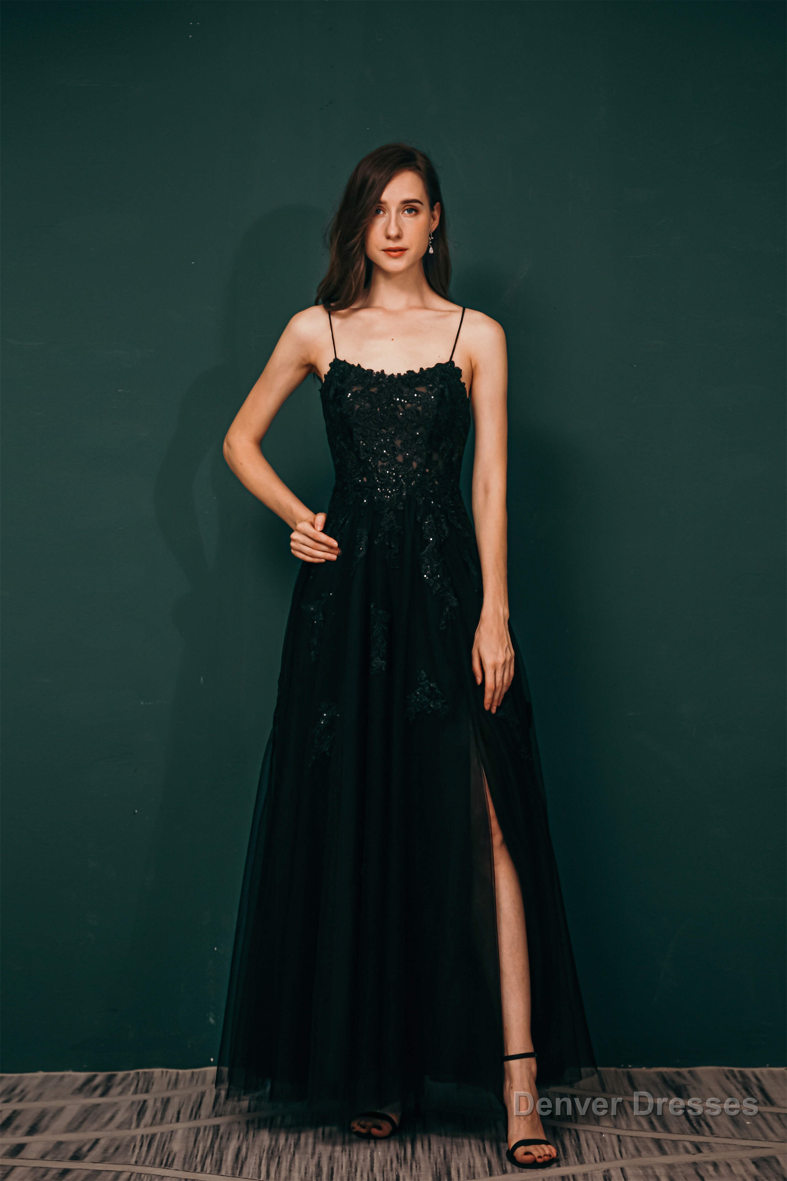 A-line Lace Appliques Long Prom Dresses Main image