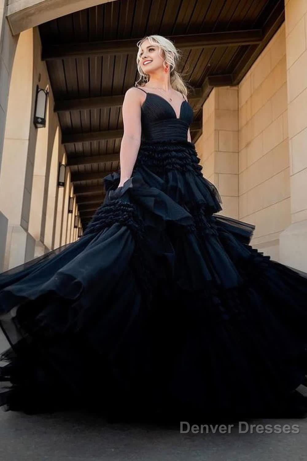Black A-Line Spaghetti Straps Long Prom Dress Main image