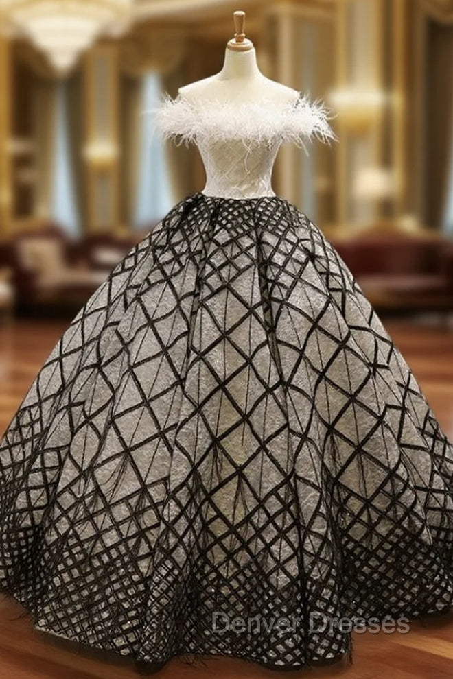 Black And White Ball Gown Off The Shoulder Lace Beading Haute Couture Prom Dress With Feather Main image