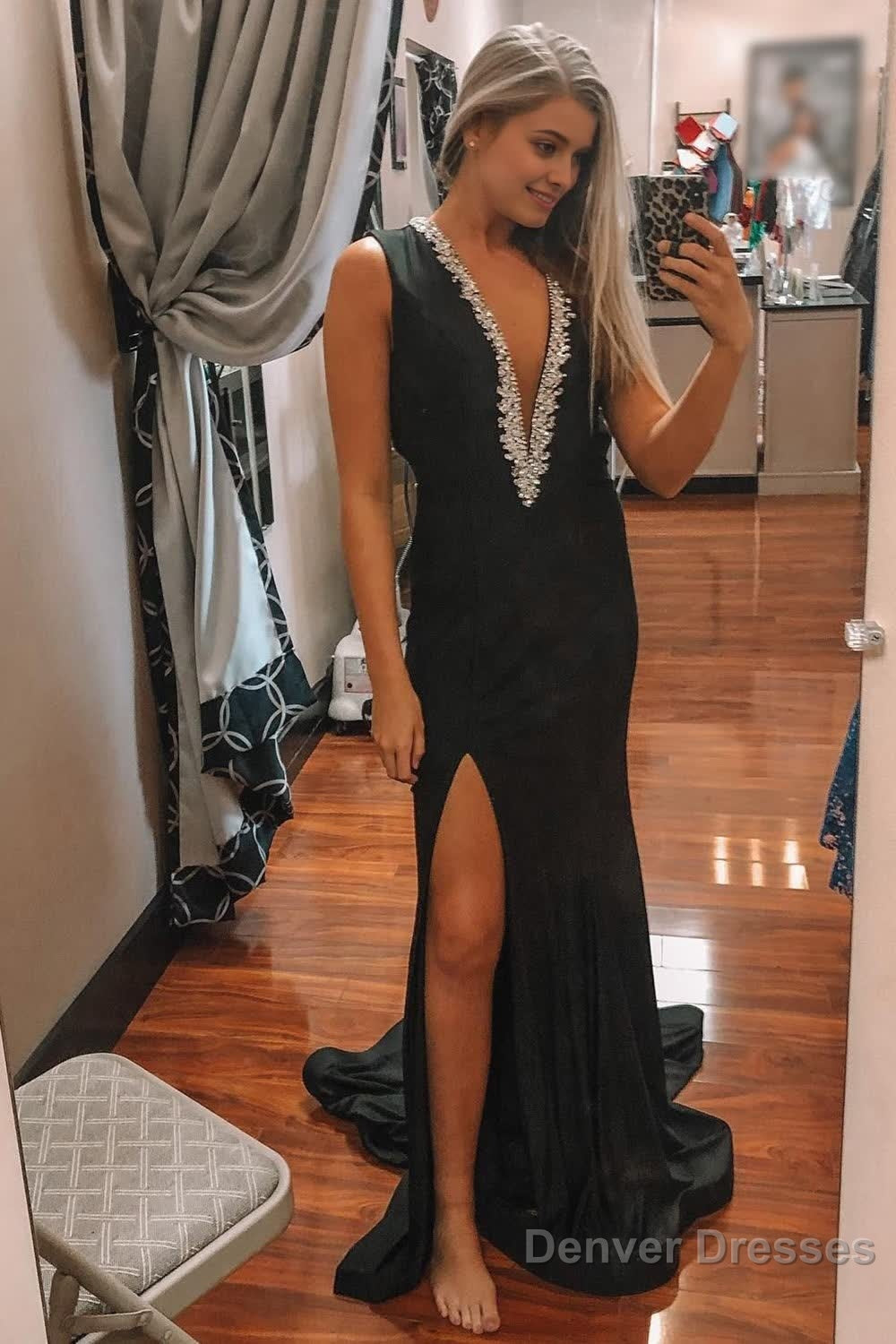 Black Deep V-Neck Mermaid Prom Dress with Slit Main image