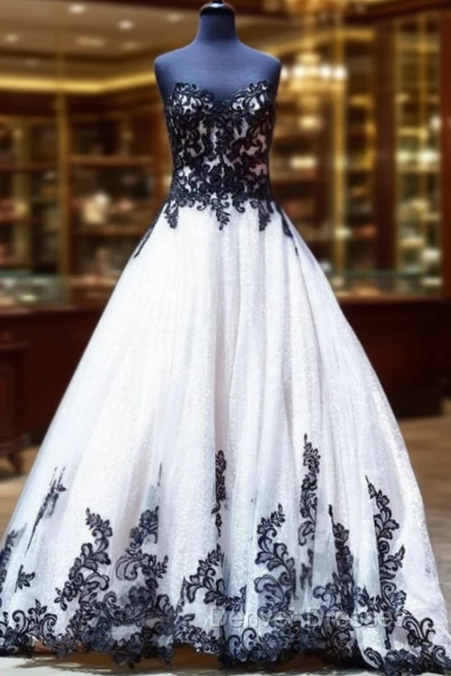 Black Lace Embroidery Wedding Dress