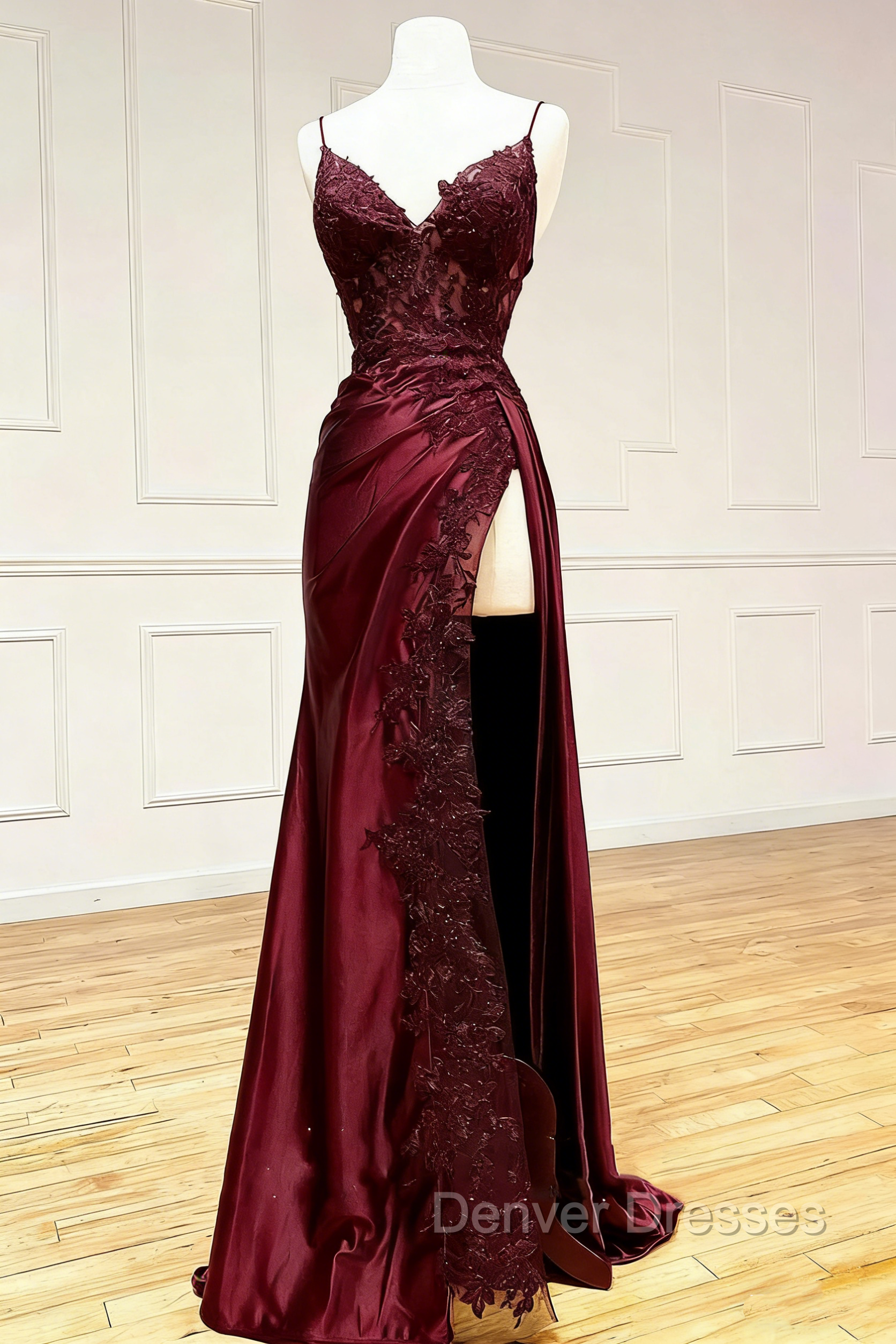 Black Lace V-Neck Long Prom Dress with Slit Birthday Outfits