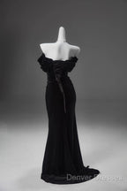 Black Mermaid Off-The-Shoulder Velvet Long Prom Dress, Elegant Quinceanera Dress