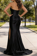 Black Mermaid Sweetheart Corset Long Prom Dress with Slit