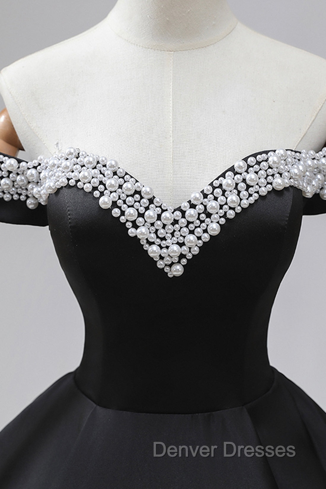 Black Off the Shoulder Pearls Long Sleeve Prom Dress, A-Line Evening Party Dress with Slit Secondary image