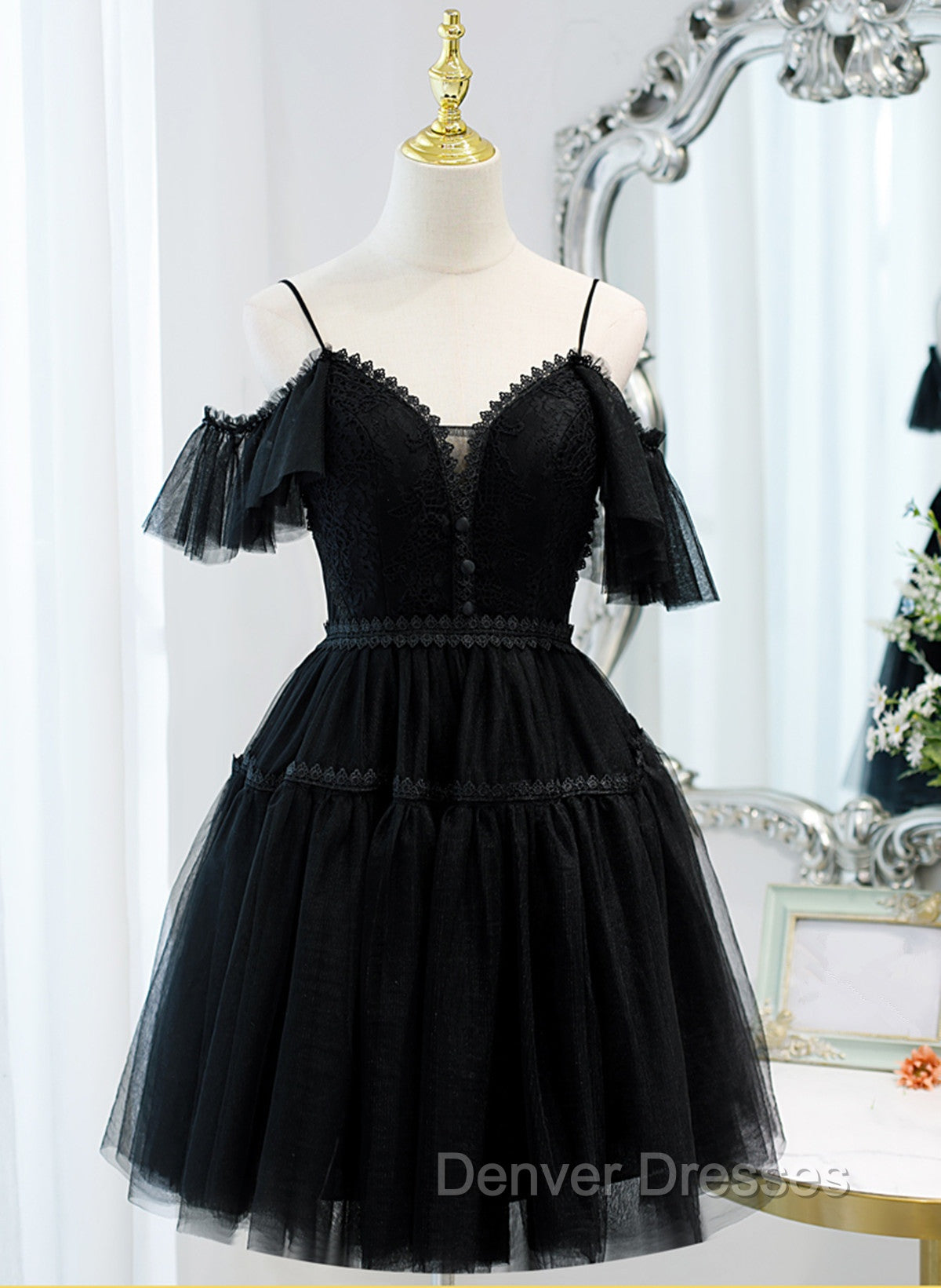 Black Sweetheart Straps Tulle Homecoming Dress, Black Off Shoulder Prom Dress Main image