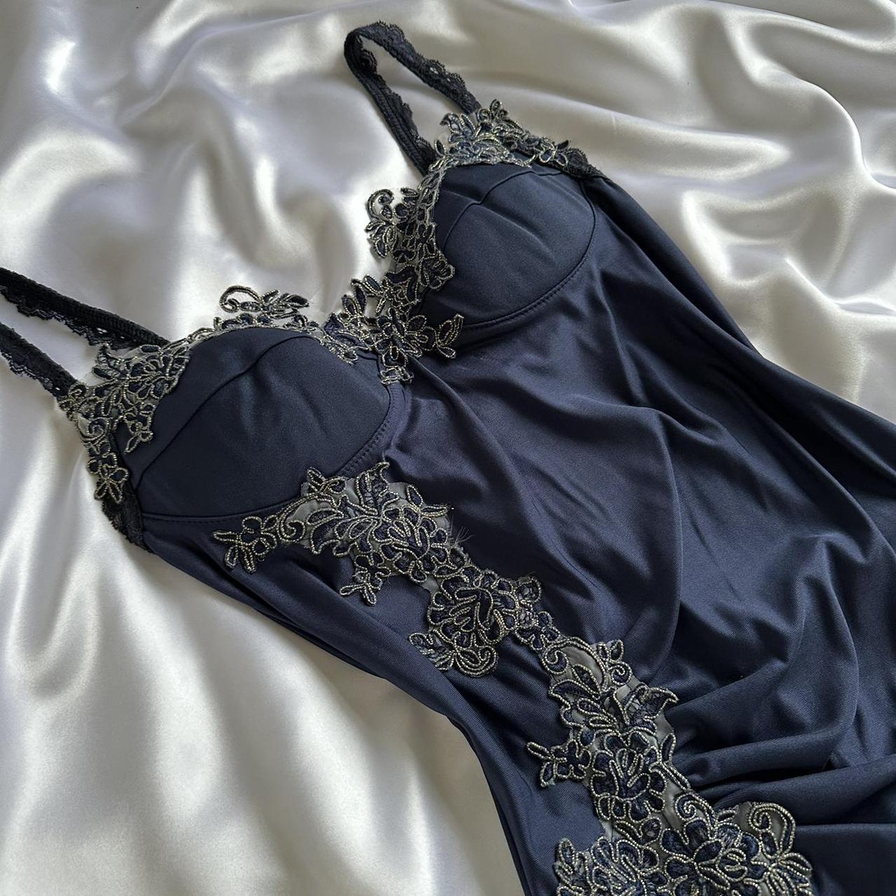 Blue Gorgeous Exquisite Applique Lace Spaghetti Straps Long Satin Prom Dress Evening Dress Party Dress