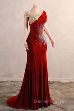 Burgundy Prom Dress Bodycon Velvet Long Formal Dress with Embroidered Beadings