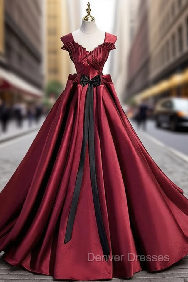Burgundy Satin Strapls Pleats Prom Dress With Bow Main image