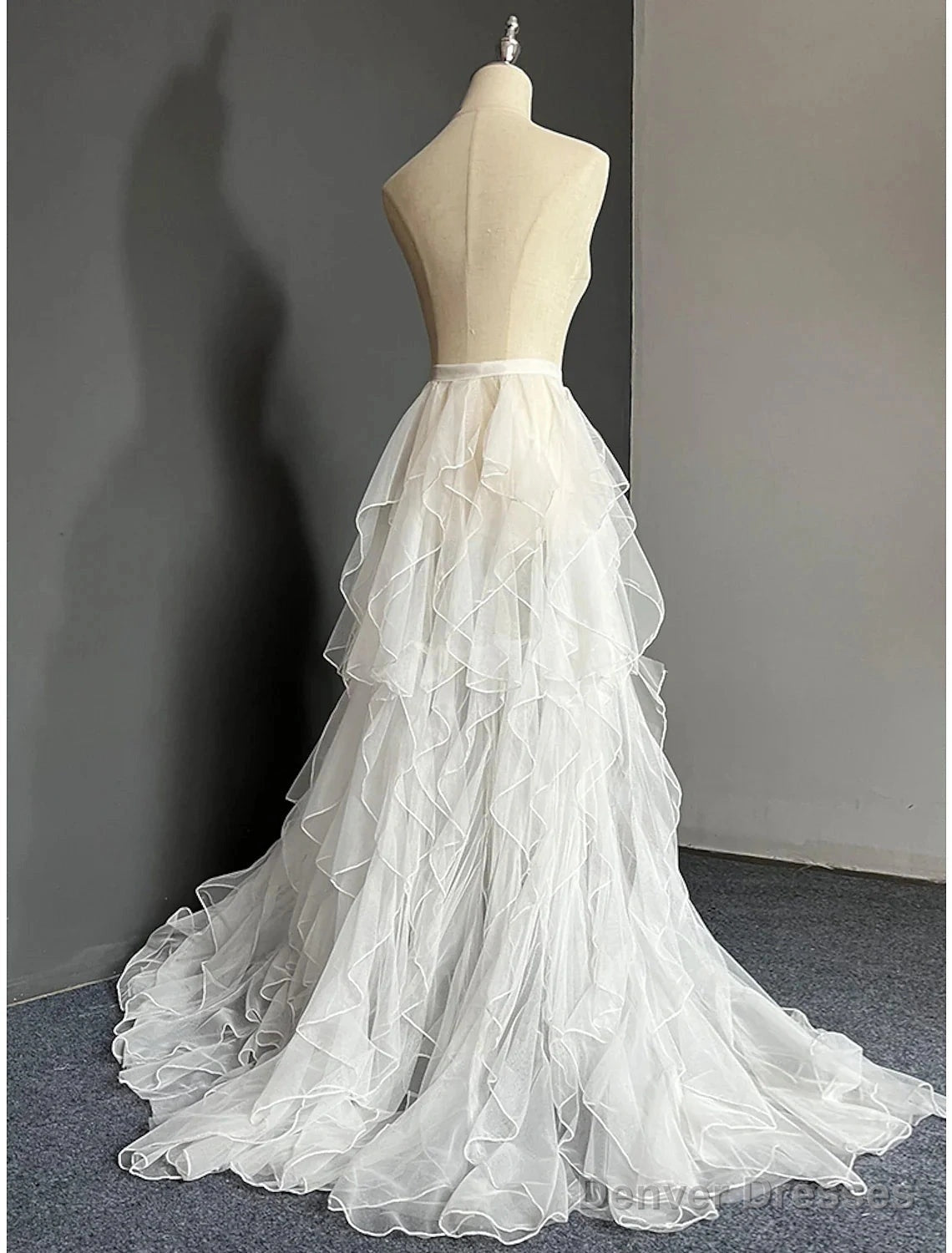 Casual Wedding Dresses A-Line Separates Separates Court Train Tulle Overskirts Bridal Gowns With Solid Color