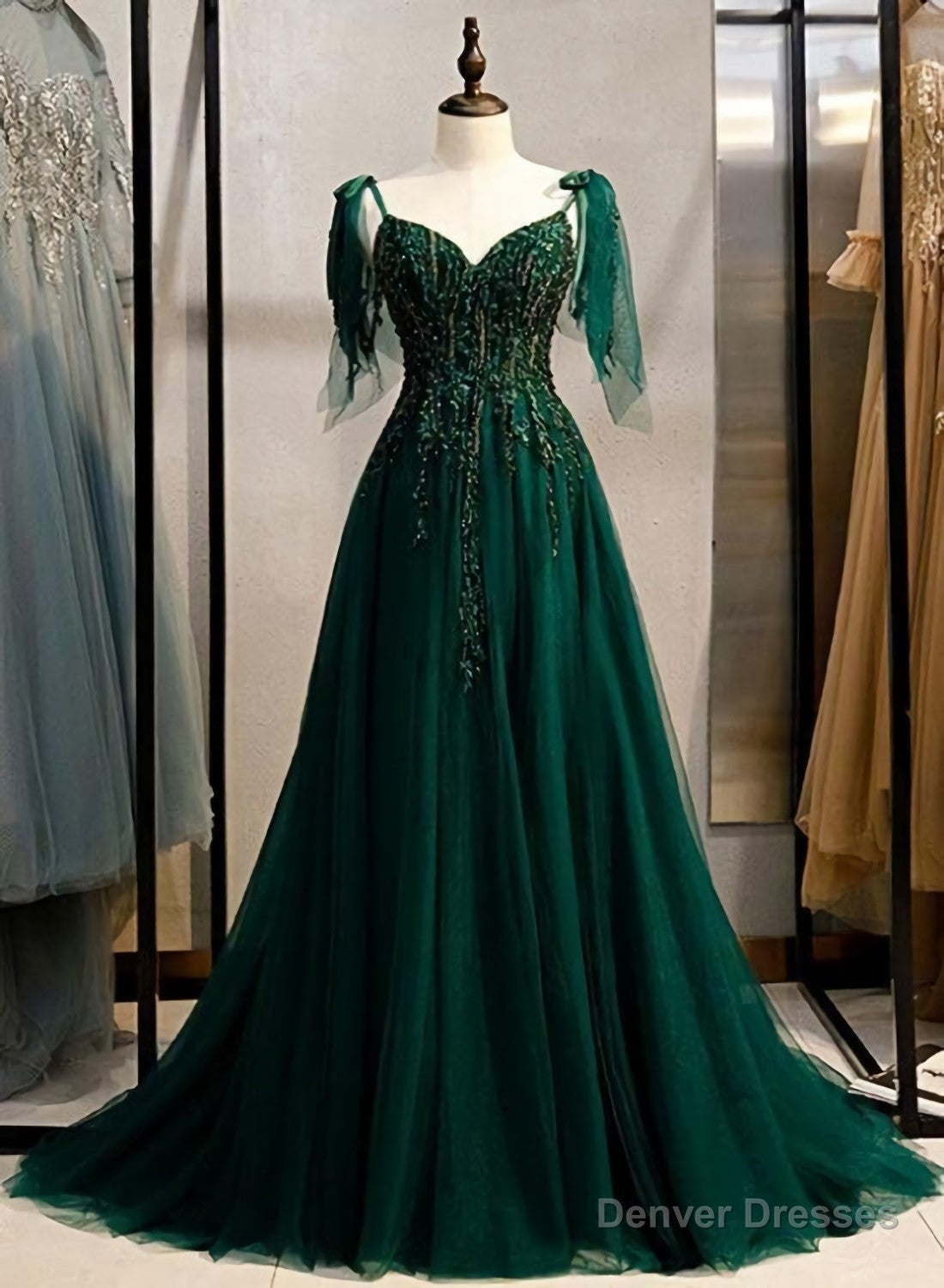 Elegant V Neckline Straps Tulle Long Junior Prom Dress, Green Prom Dress 2025 Main image