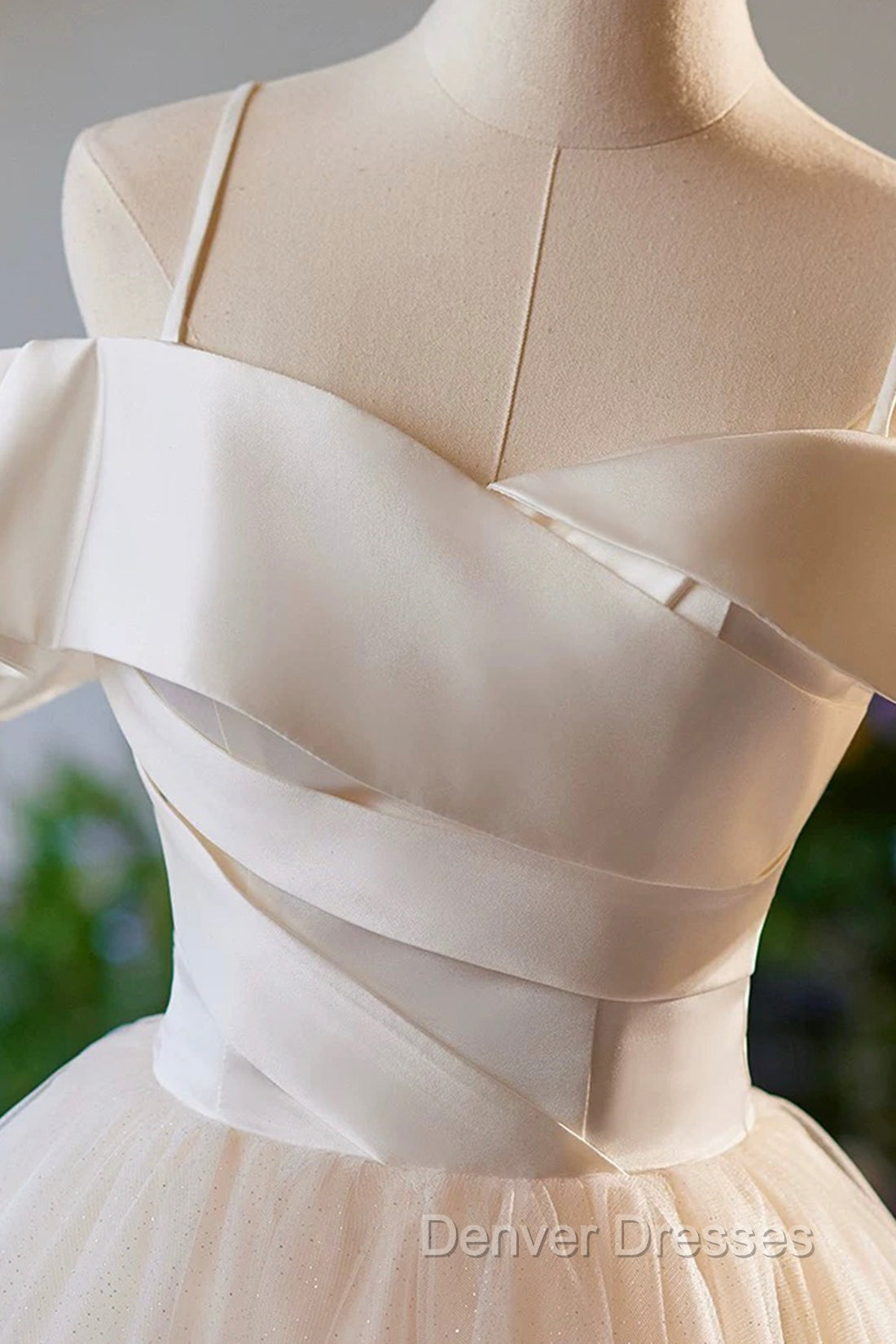 Champagne Spaghetti Straps Knee Length Prom Dress, A-Line Sleeveless Backless Party Dress Secondary image