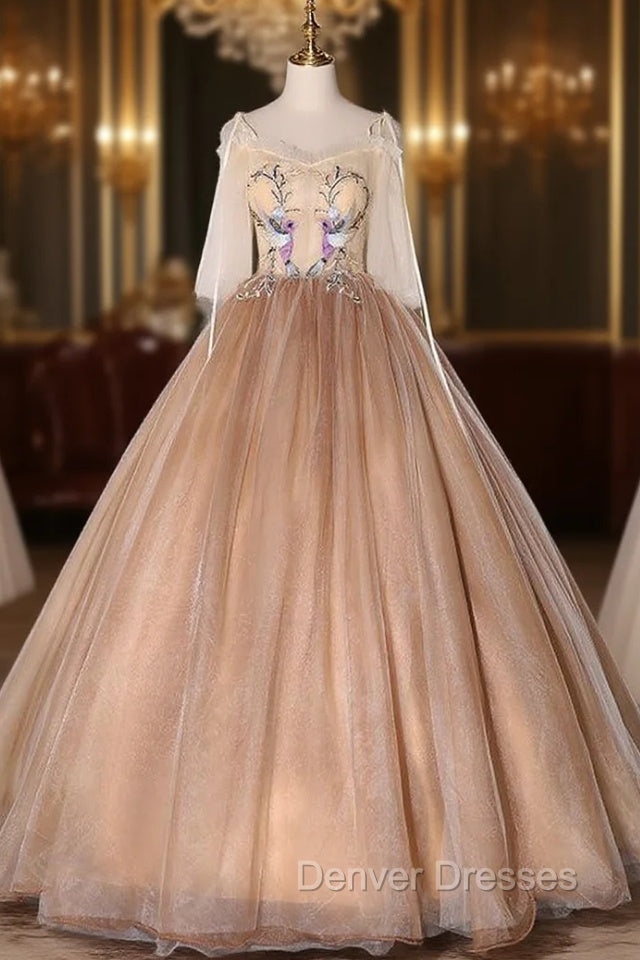 Champagne Tulle Straps Appliques Quinceanera Dress Main image