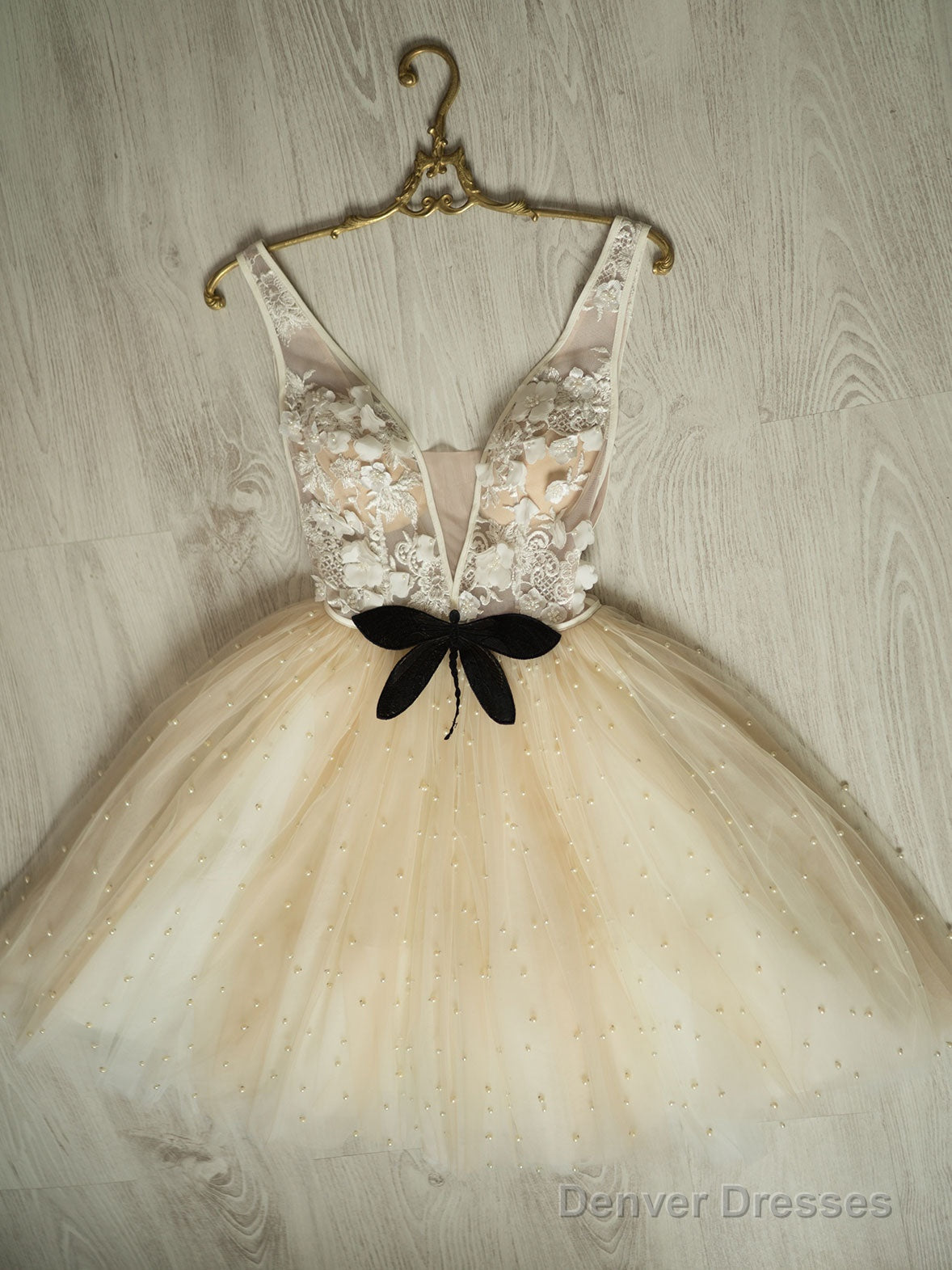 Champagne V Neck Tulle Lace Short Prom Dress Lace Cocktail Dress Main image