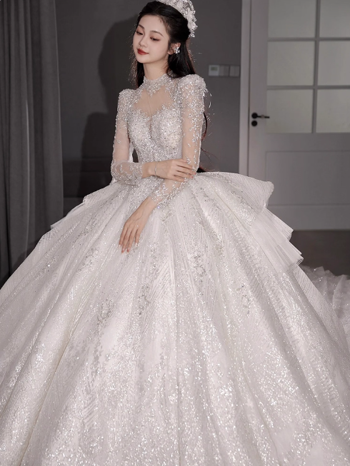 Chic A-Line Long Wedding Dress Tulle  White Bridal Gowns Long Sleeves Bridal Dress