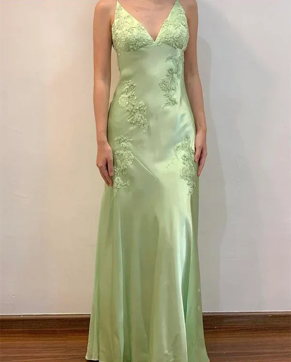 Chic A-Line Evening Dress Satin Spaghetti Straps Green Vintage  Backless Long Prom Dress Main image