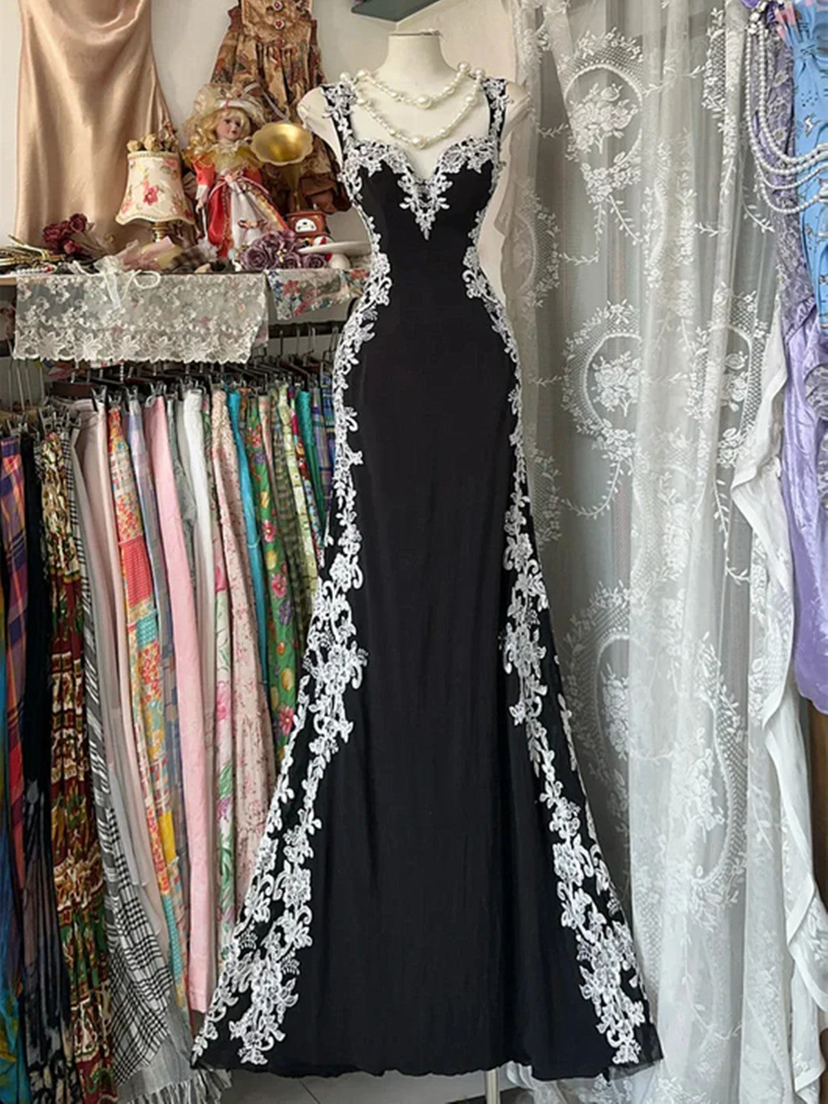 Chic Black Mermaid Spandex Straps With Lace Evening Dress, Black Long  Prom Dress Secondary image