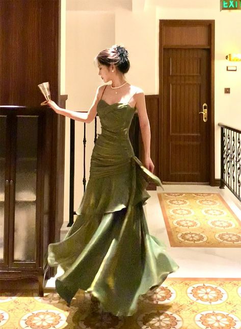 Chic Green Straps Sweetheart Long Formal Dress, Green Prom Dress Evening Dress Main image