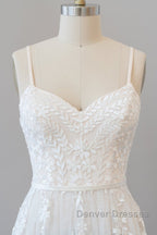 Chic Long A-line Sweetheart Spaghetti Strap Appliques Tulle Wedding Dress