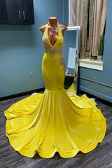 Chic Sleeveless Halter Backless Mermaid Prom Dress
