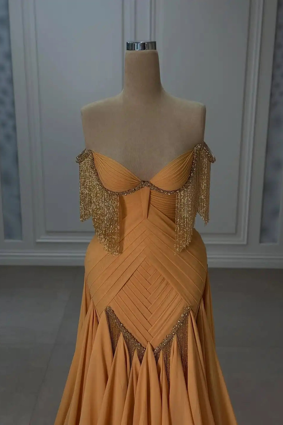 Chic Sweetheart Strapless Sleeveless Prom Dresses A-Line Beads With Pleats Tassel Secondary image