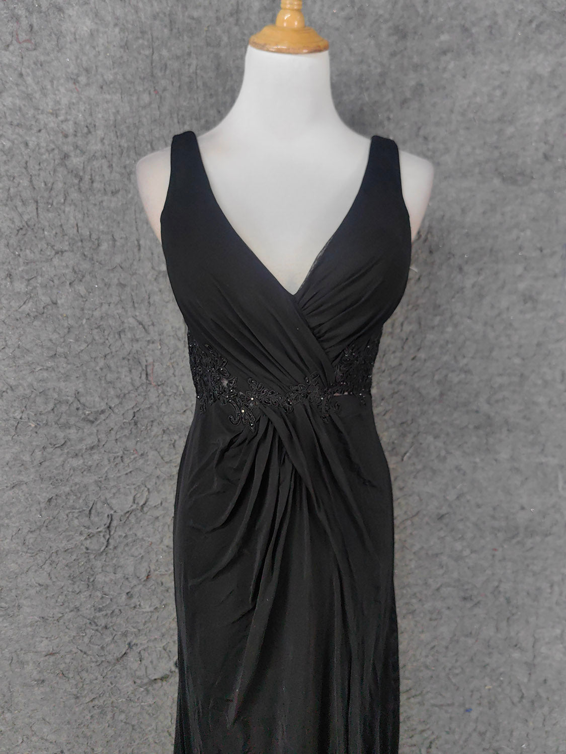 Classic Black V-Neck Sleeveless Open Back Lace Chiffon Long Prom Dress Evening Dress