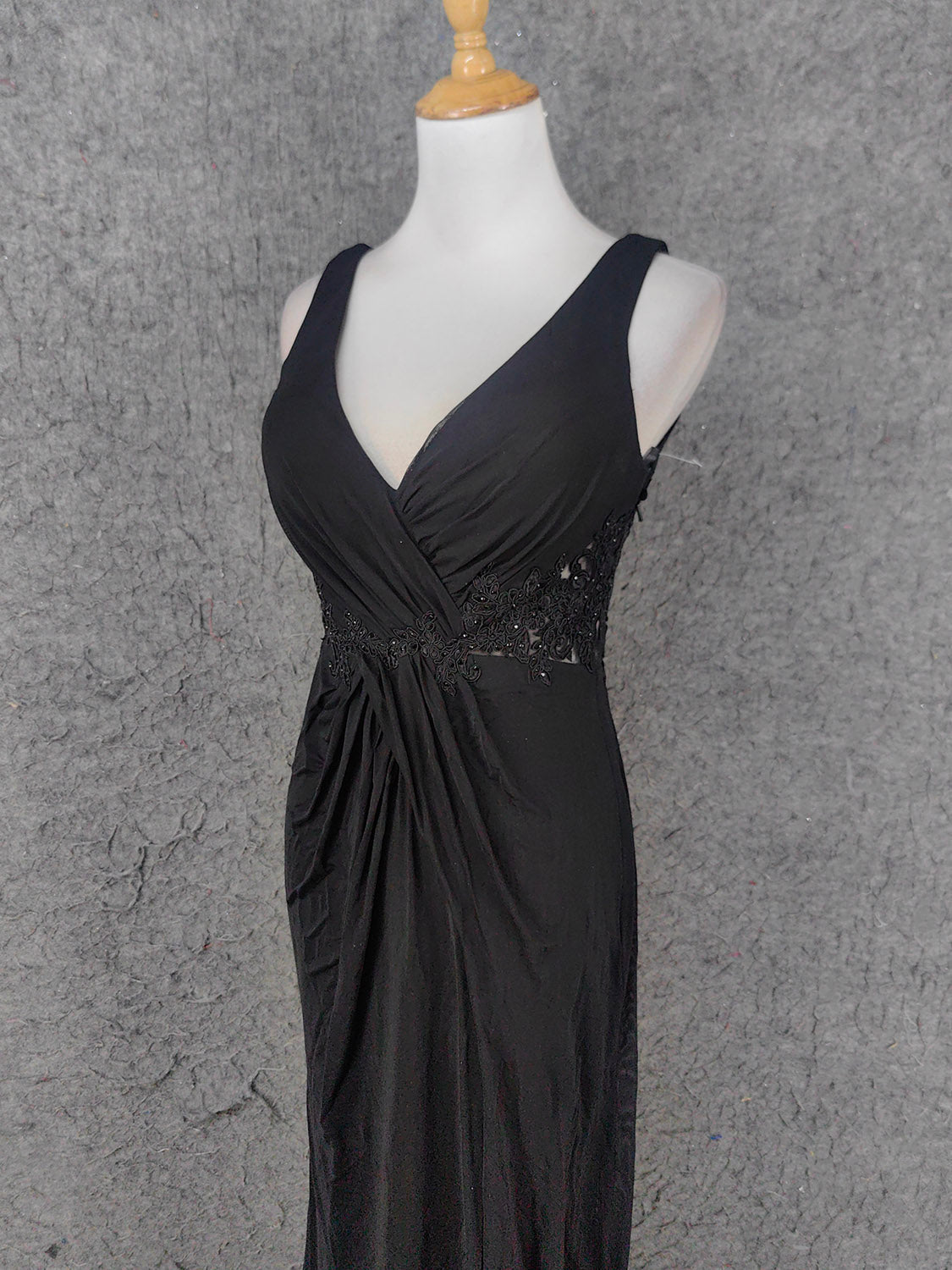 Classic Black V-Neck Sleeveless Open Back Lace Chiffon Long Prom Dress Evening Dress