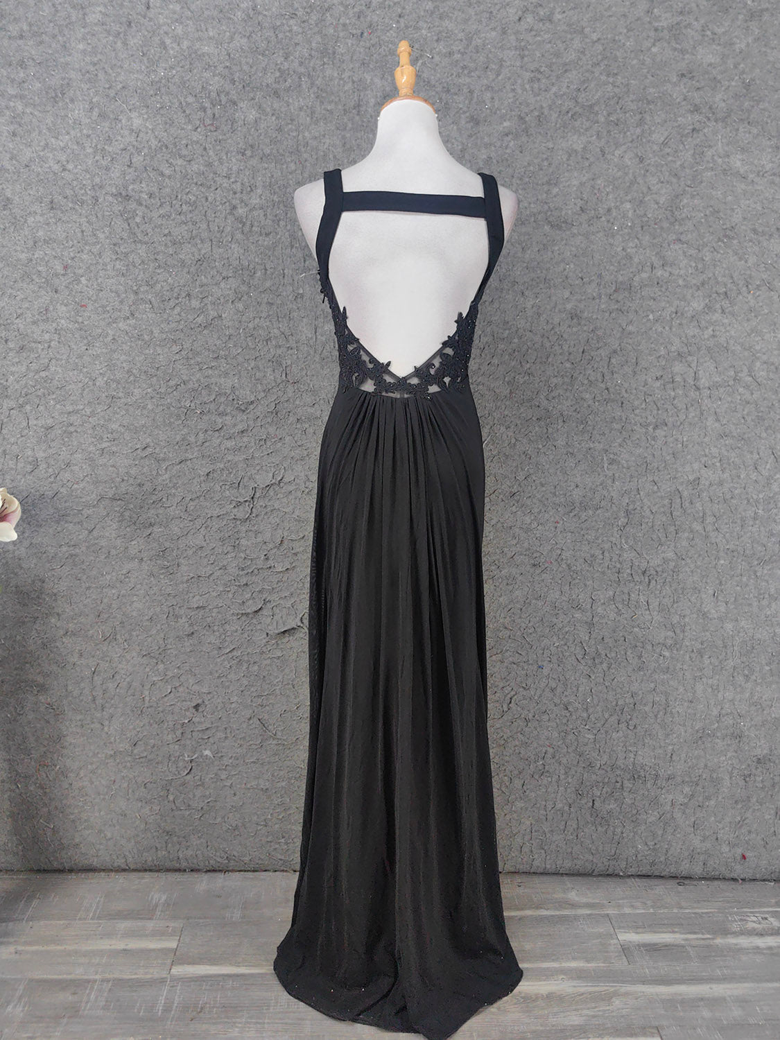 Classic Black V-Neck Sleeveless Open Back Lace Chiffon Long Prom Dress Evening Dress