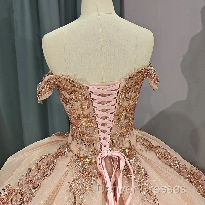 Classic Organza with Embroidery Cap Sleeve Sequined Quinceanera Dress