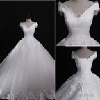 Classic Style Off Shoulder Lace Up Vantage Lace Wedding Dresses,