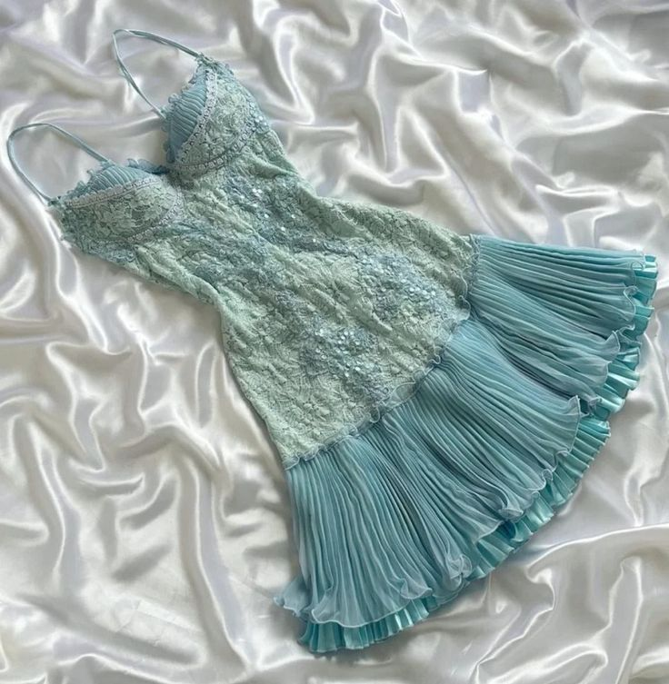 Classy Tiffany Blue Lace Appliques Short Birthday Outfits Homecoming Dress Spaghetti Strap Cocktail Dress