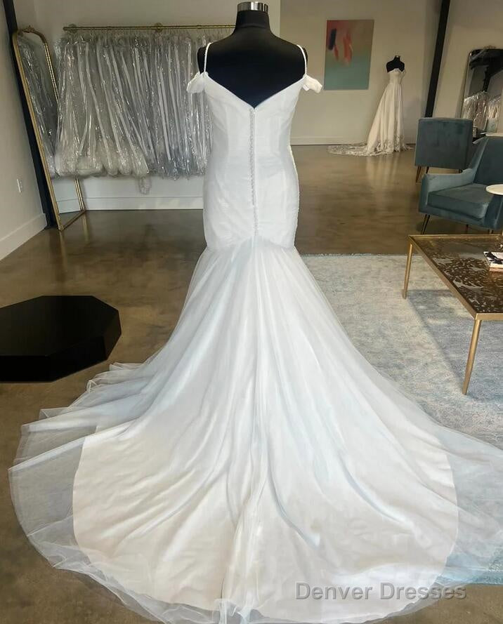 Cold-Shoulder Trumpet Mermaid Wedding Dress