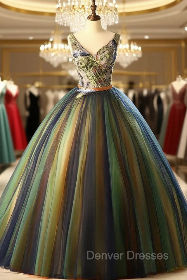 Colorful Tulle V-neck Embroidery Quinceanera Dress Main image
