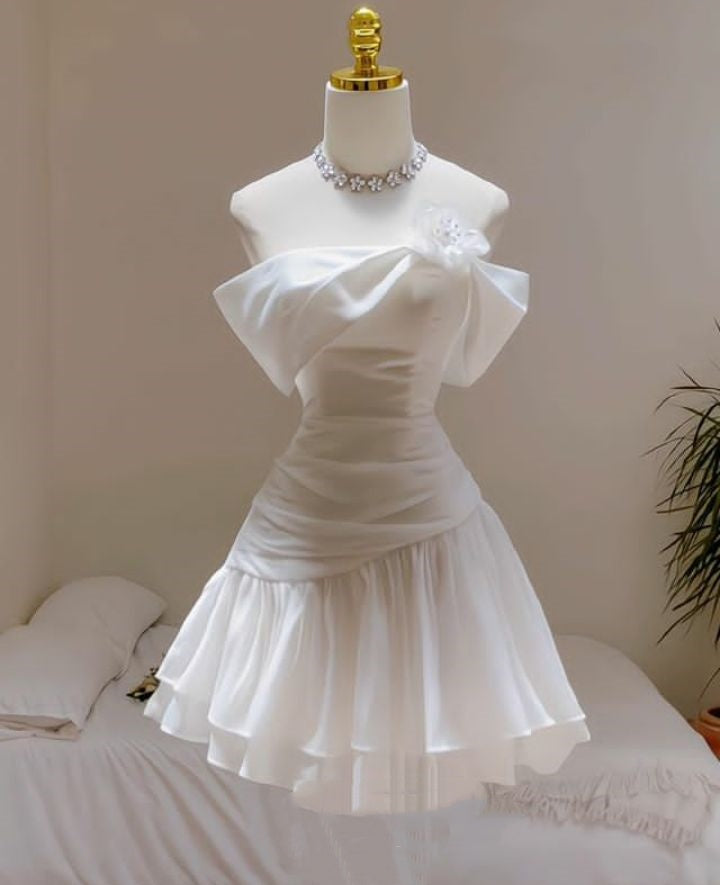 Cute A Line Off The Shoulder White Chiffon Summer Homecoming Dress Hoco Dress Mini 16Th Birthday Outfit Cocktail Dress Secondary image