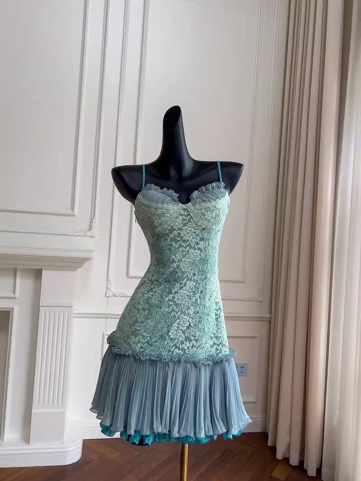 Barbie Raquel A Line Spaghetti Straps Green Lace Short Outfit Homecoming Dress Main image