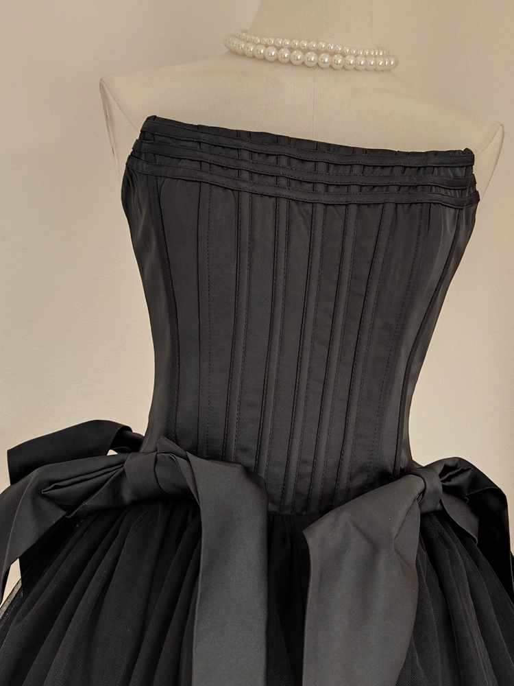 Cute A Line Strapless Black Travel Vacation Dress Short Satin Birthday Dress
