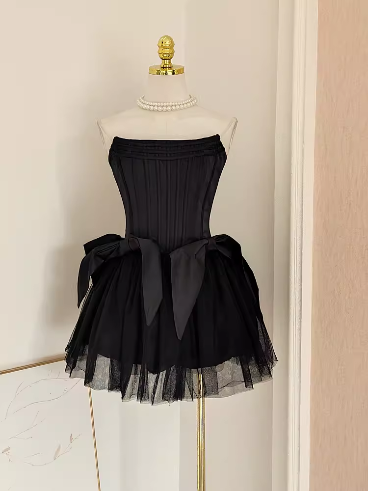 Cute A Line Strapless Black Travel Vacation Dress Short Satin Birthday Dress Main image