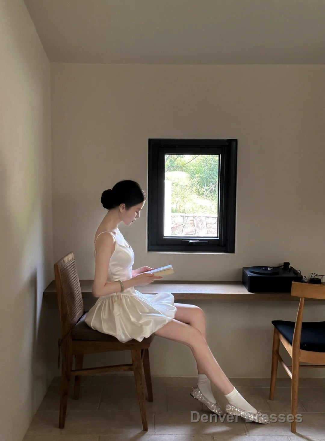 Cute Ball Gown Spaghetti Straps White Satin Short Ballet Skirt Birthday Dresses Birthday Outfits