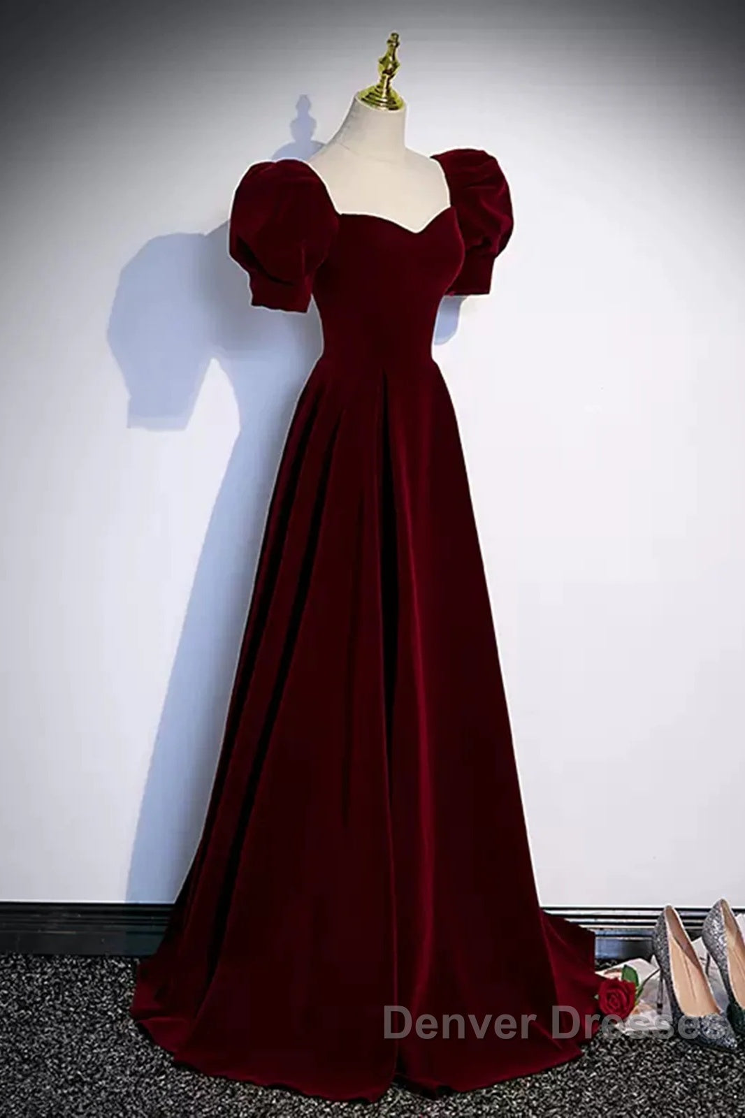 Cute Short Sleeves Burgundy Long Prom Dress