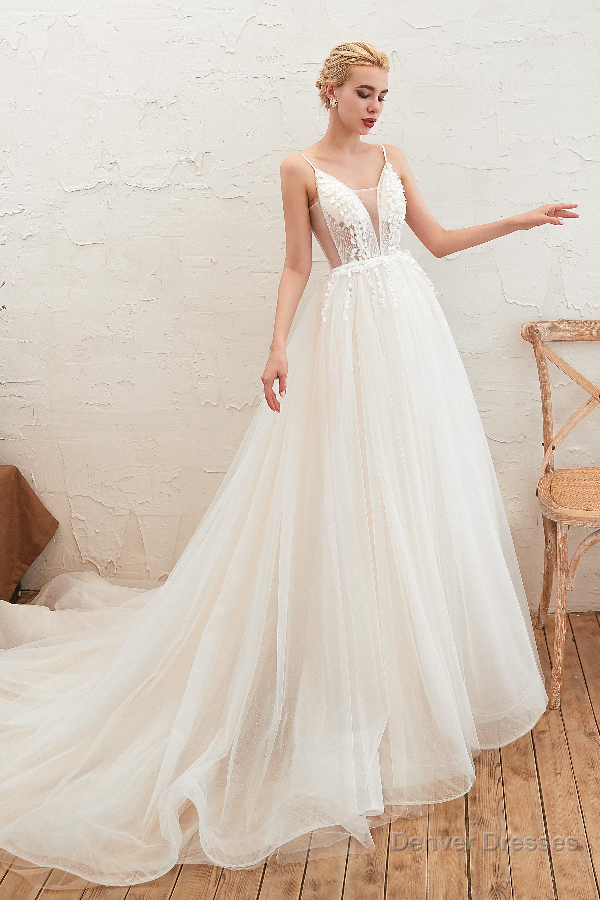 Deep V See Through Neck Bridal Dresses Spaghetti Straps Fairy Tulle Wedding Gowns