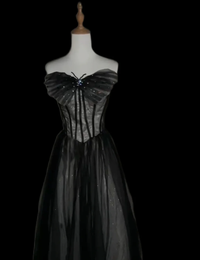 Dreamy Black A-Line Strapless Butterfly Tulle Long Ball Gown/Evening Dress