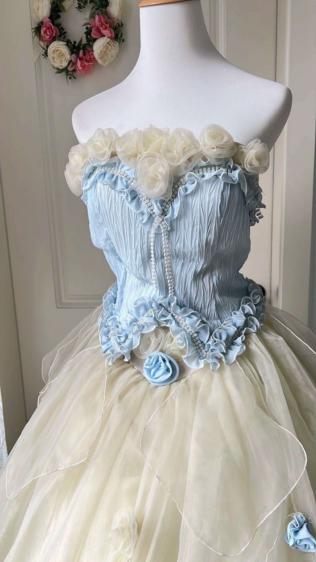 Dreamy Blue And Yellow Color-Blocked Strapless Tulle Ball Gown Evening Dress Sweet 16Th Dress
