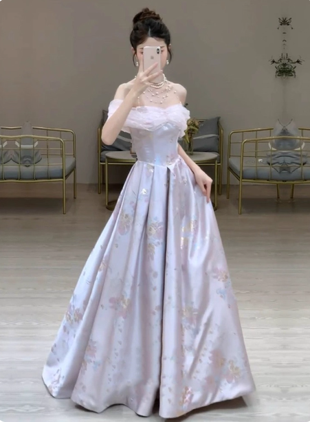 Dreamy Lavender Gray Pink A-Line Off-The-Shoulder Printed Satin Long Prom Dress Evening Dress Main image