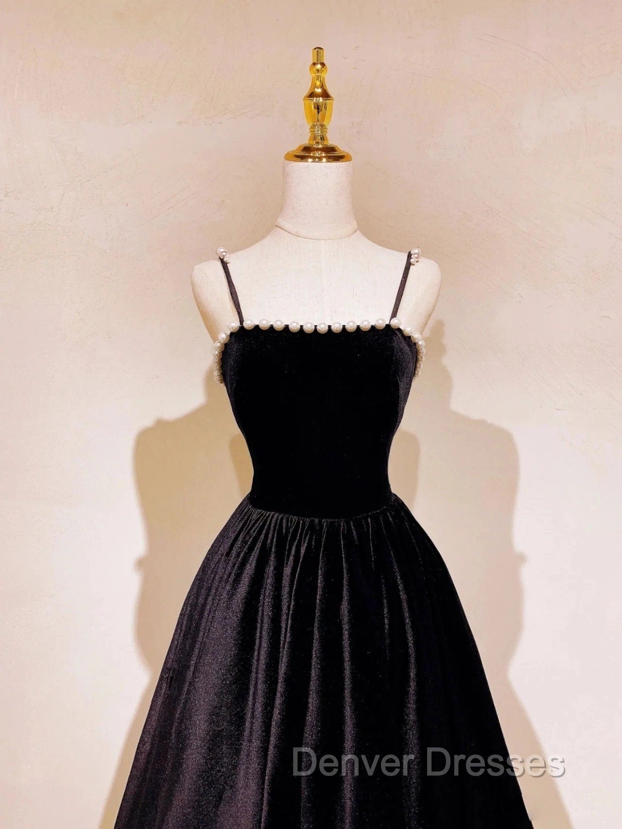 Elegant A-Line Spaghetti Straps Sleeveless Backless Long Prom Dress With Beading Secondary image