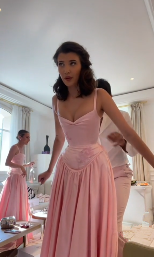 Elegant A Line Straps Pink Satin Long Length Prom Dress Birthday Outfits